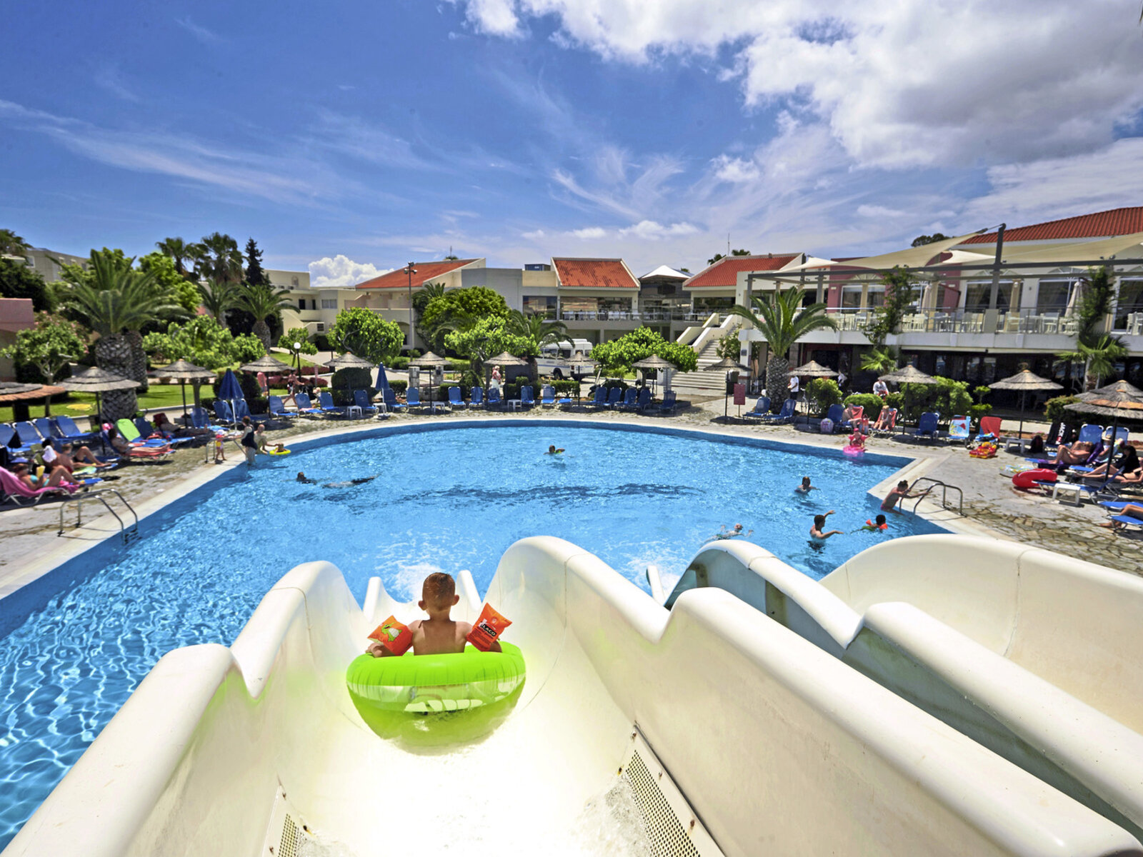 Palmy Pool