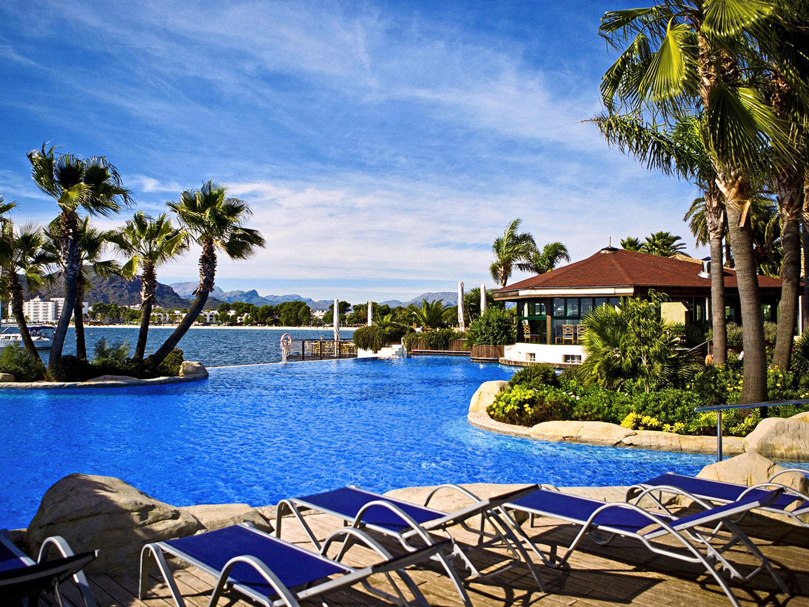 Poollandschaft