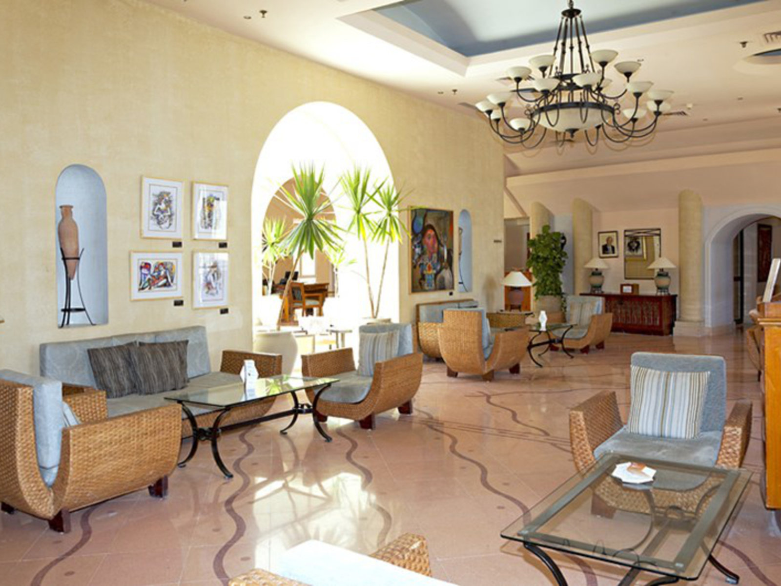 Lobby Bar