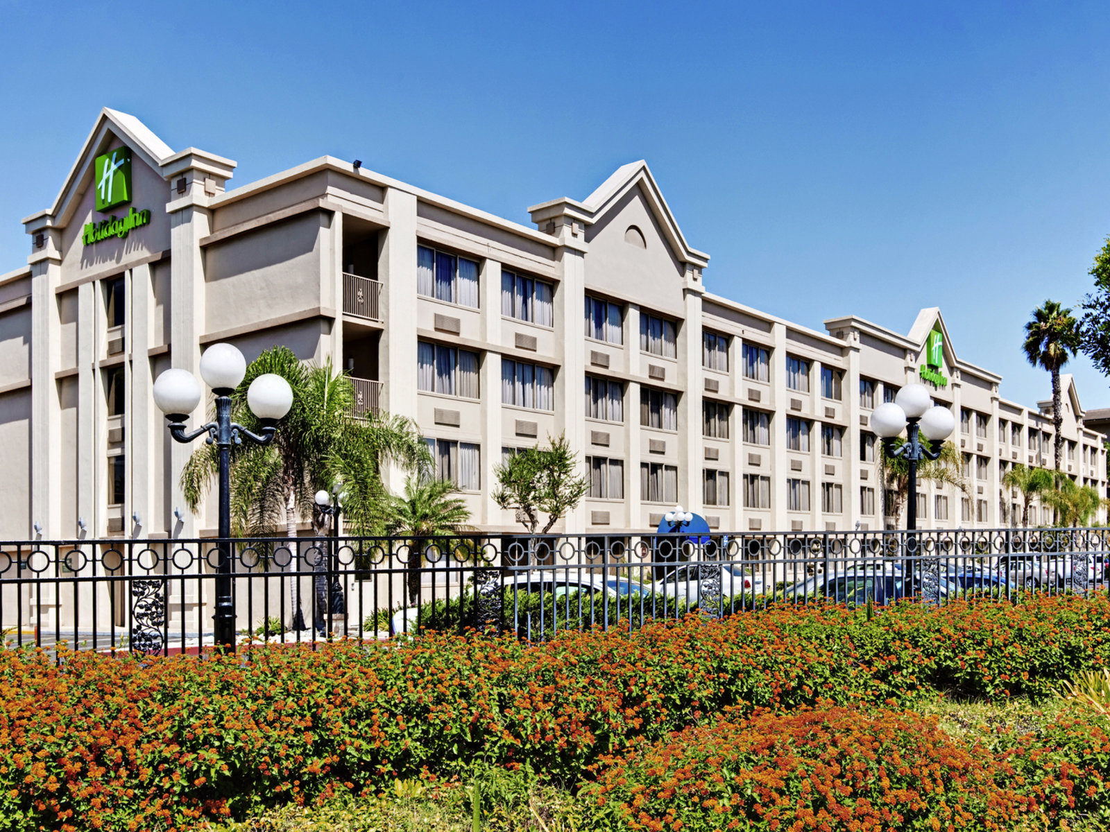 Holiday Inn Hotel Buena Park Buena Park Urlaub inkl. Flug » ltur