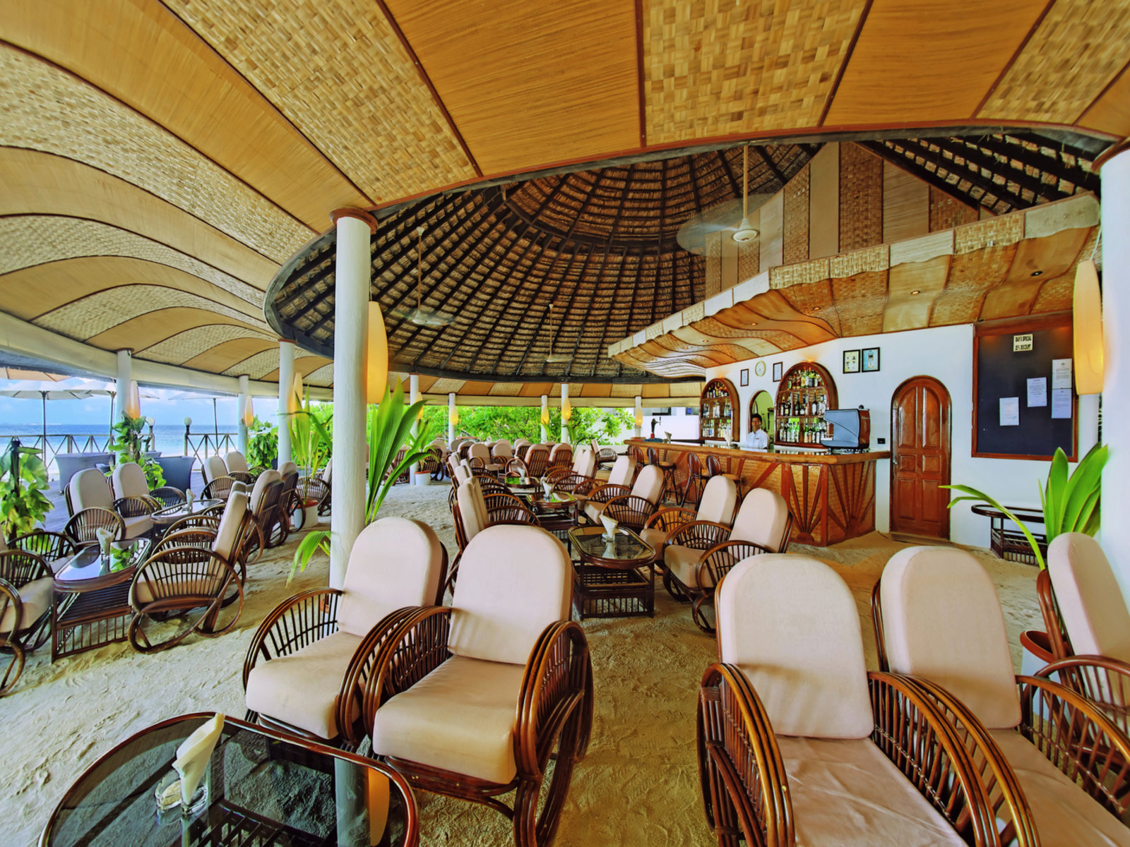 Angaga Main Bar