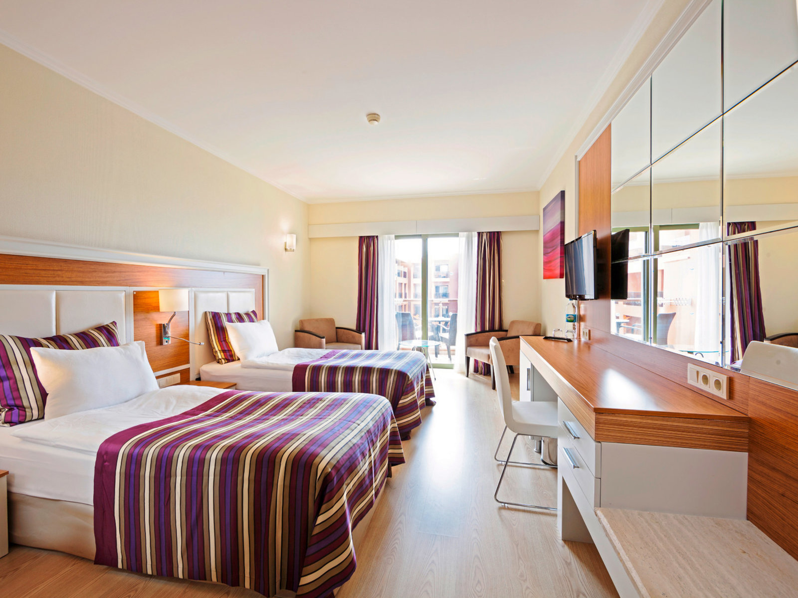 Wohnbeispiel Double Standard Sea View Room