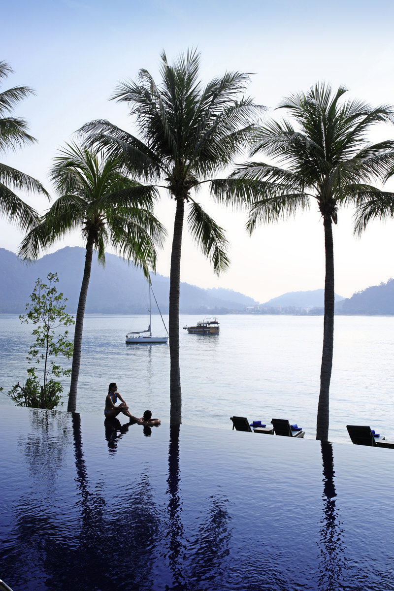 Infinitypool