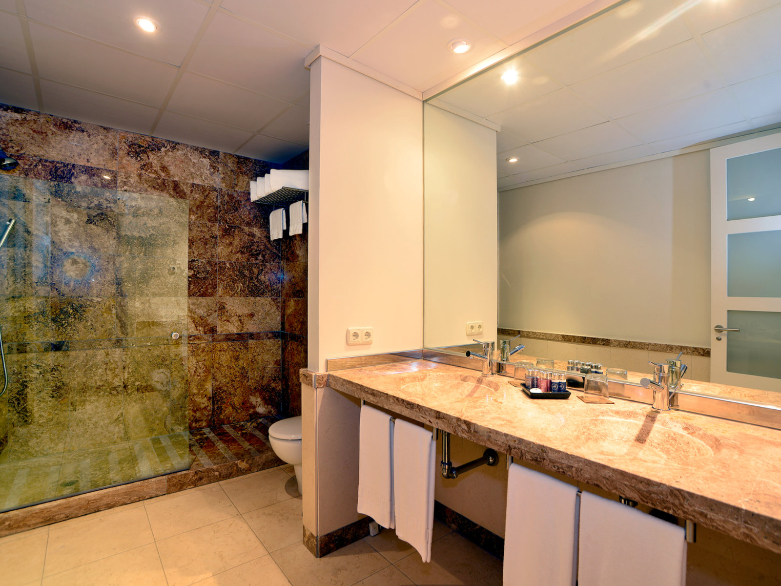 Wohnbeispiel 2 bedrooms Luxury apartment